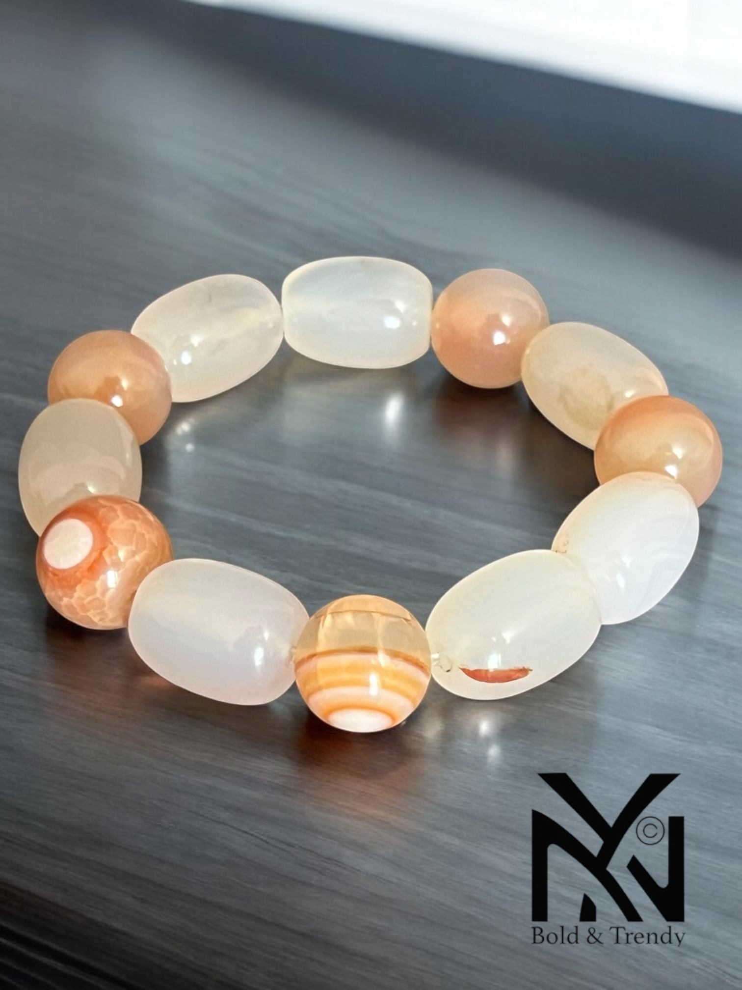 Soleil de l'Uruguay bracelet with vibrant Uruguay agate stones